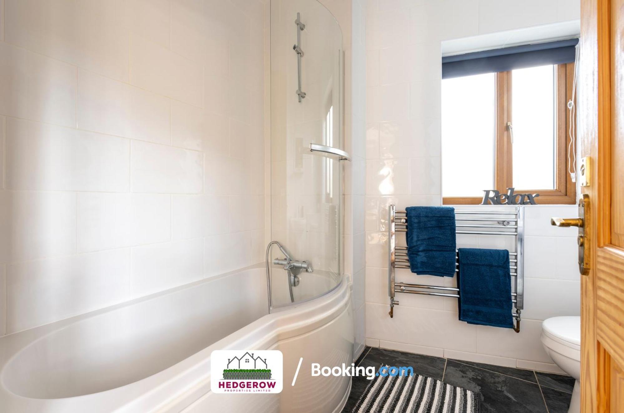 Secure 2-Bed Escape For 6 With Tranquil Garden L Special Deals L Last-Minute Deals L ทรูโร ภายนอก รูปภาพ