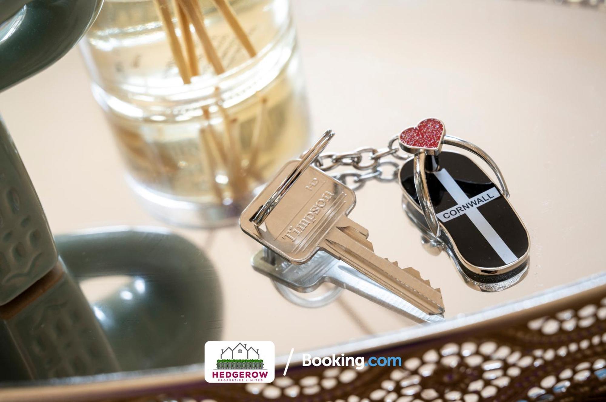 Secure 2-Bed Escape For 6 With Tranquil Garden L Special Deals L Last-Minute Deals L ทรูโร ภายนอก รูปภาพ