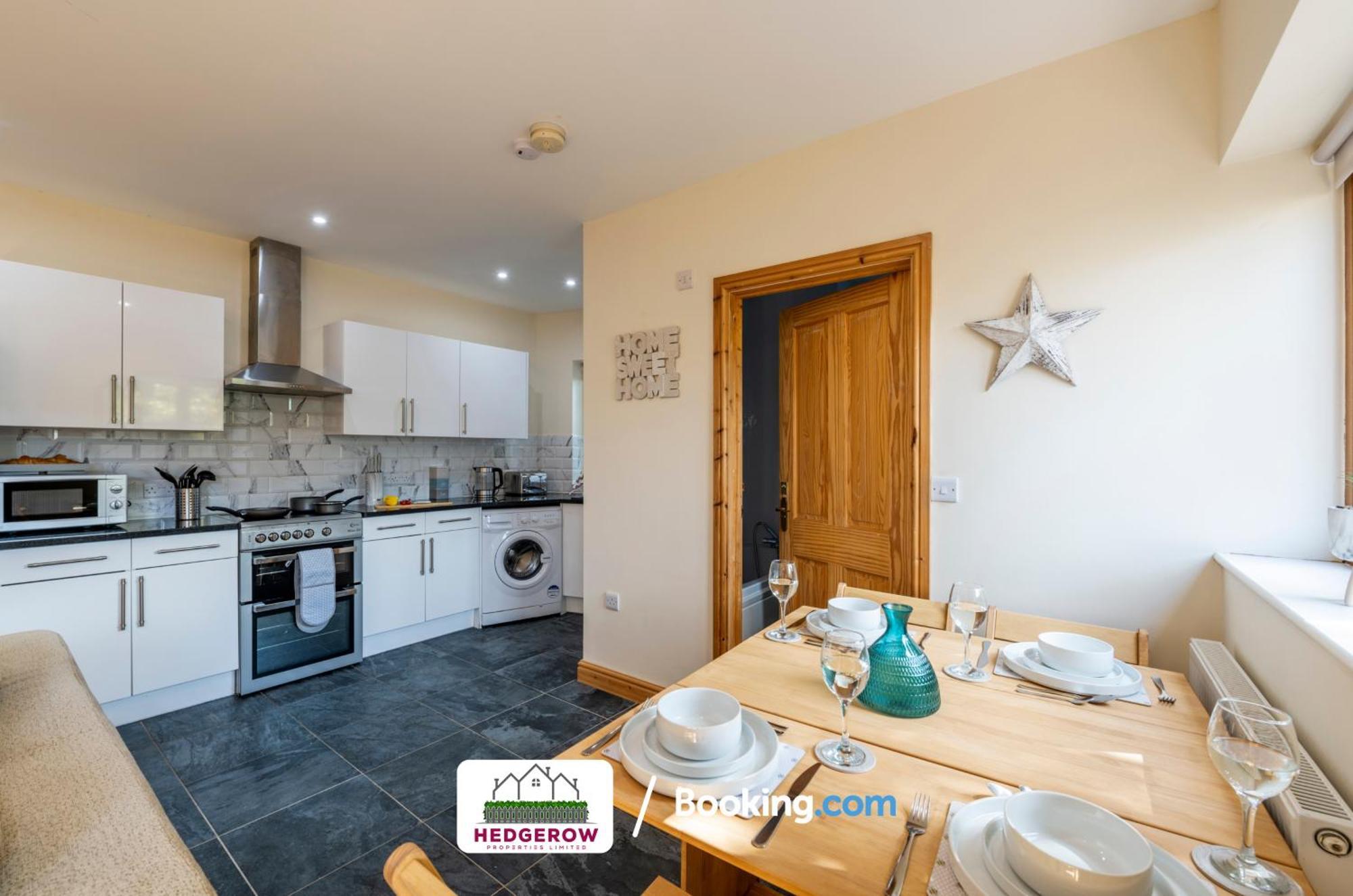 Secure 2-Bed Escape For 6 With Tranquil Garden L Special Deals L Last-Minute Deals L ทรูโร ภายนอก รูปภาพ